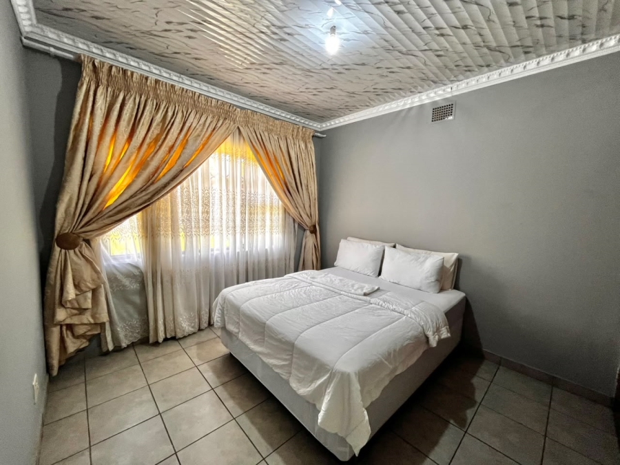 3 Bedroom Property for Sale in Rustenburg North North West
